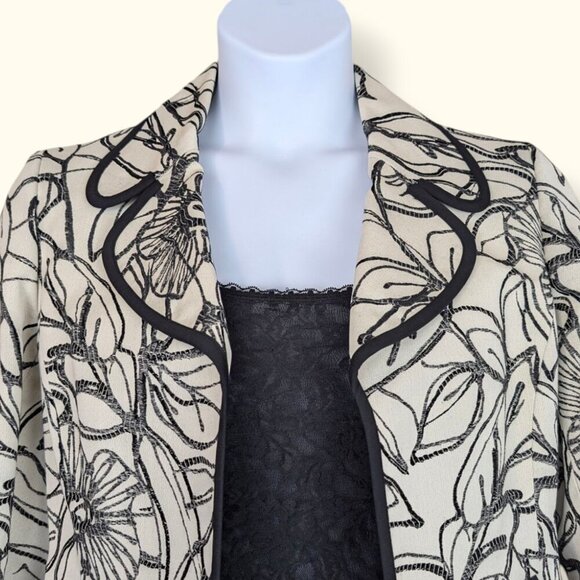 Ellen Tracy Floral Open Blazer - Picture 3 of 7